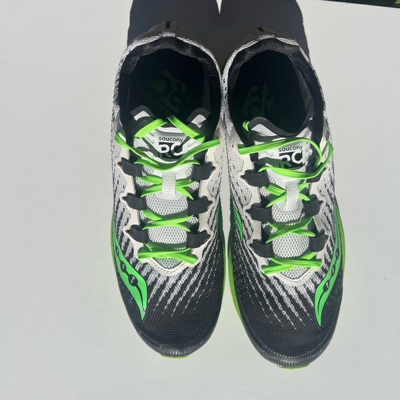 Saucony Black and Neon Green Athletic Shoes main image 9